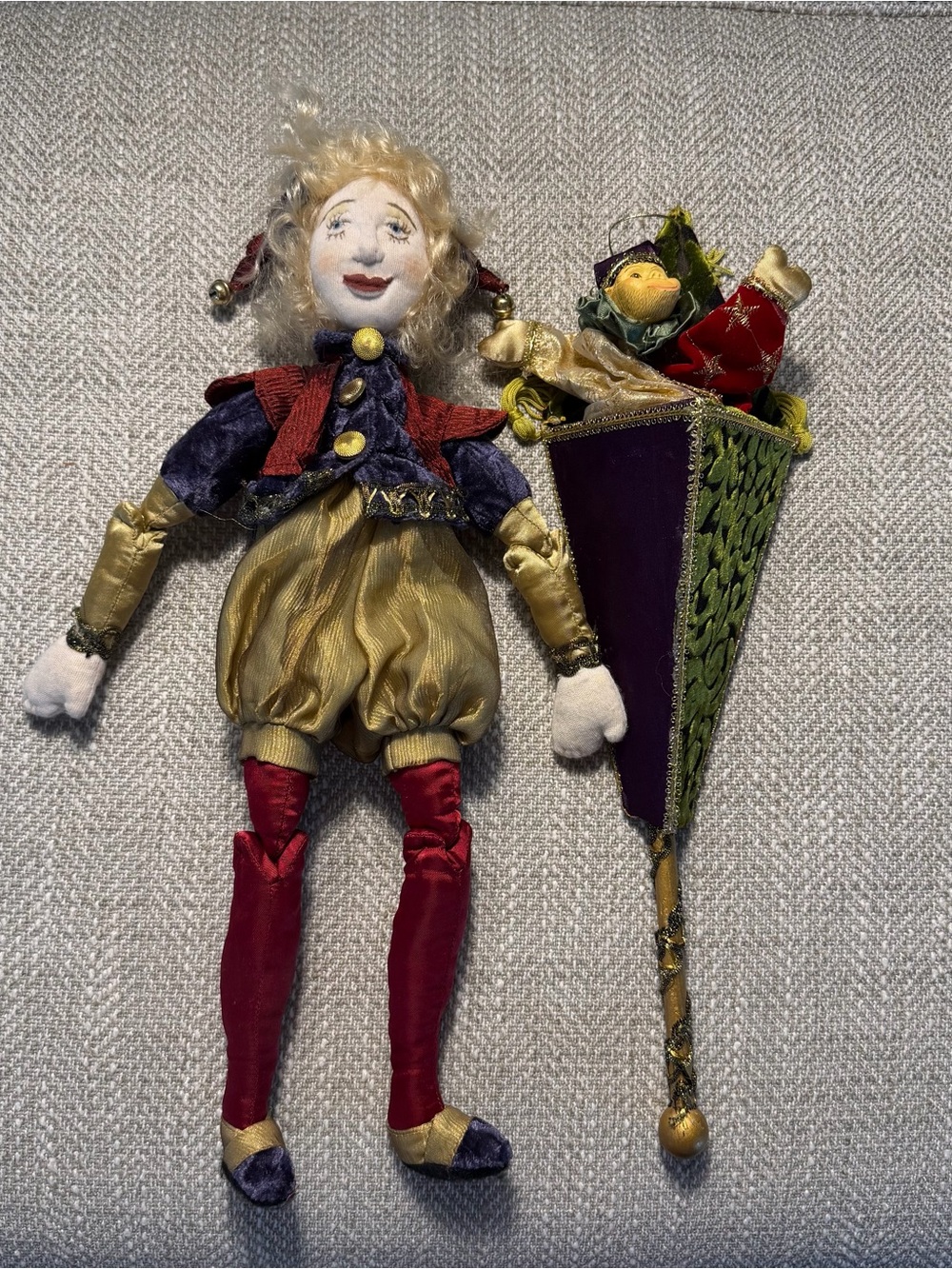 Mark Roberts Style Marionette Monkey pop up Doll Jester Embroidered Shelf Sitter